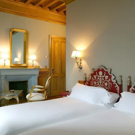 Отель Castillo De Arteaga 4*