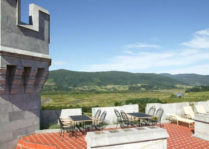 Отель Castillo De Arteaga Гаутехис-Артеага