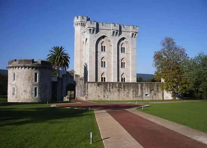 Отель Castillo De Arteaga