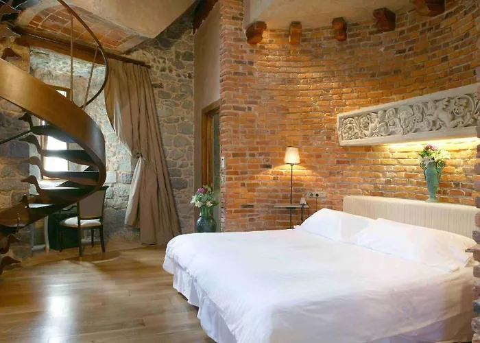 Castillo De Arteaga Гаутехис-Артеага